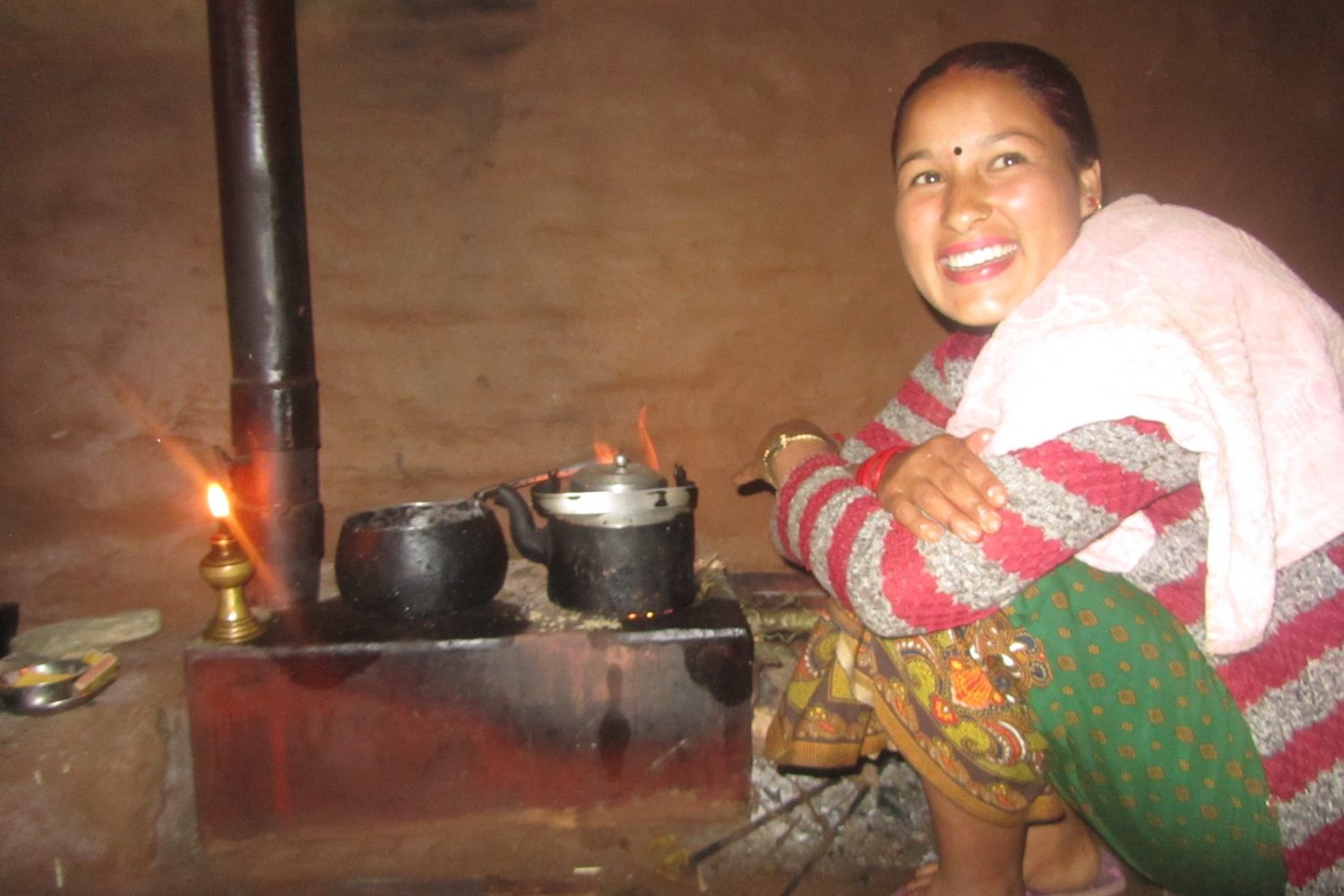 Verbeterde kooktoestellen zorgen voor minder rookverontreiniging in huis
