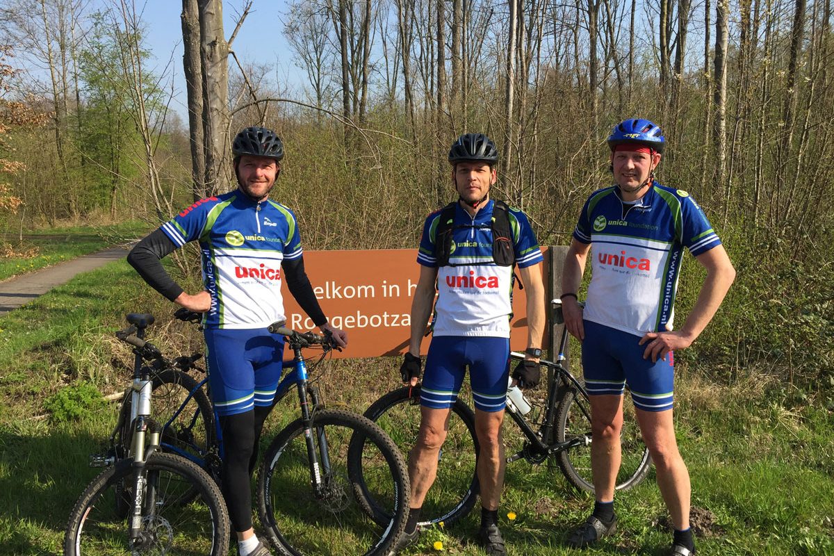 Unica Foundation fietskleding