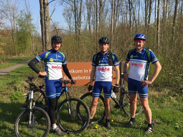 Unica Foundation fietskleding