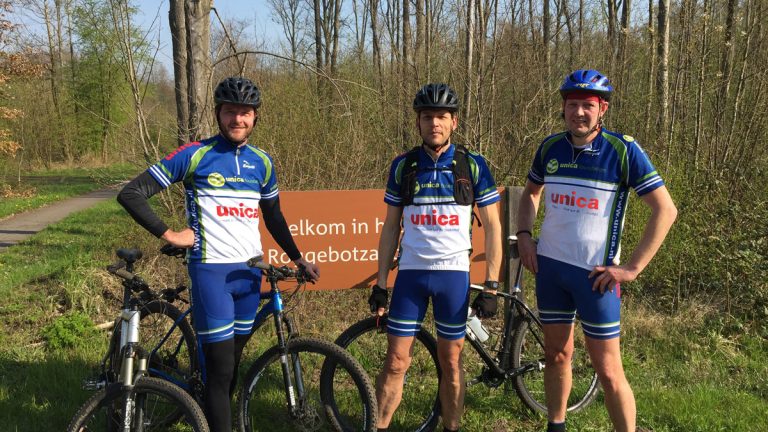 Unica Foundation fietskleding