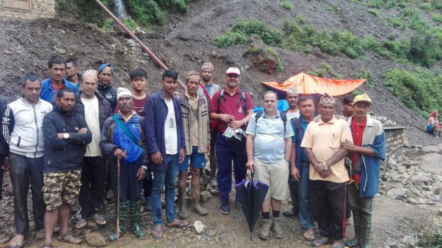 NRCS met het Arnakot Water User Committee