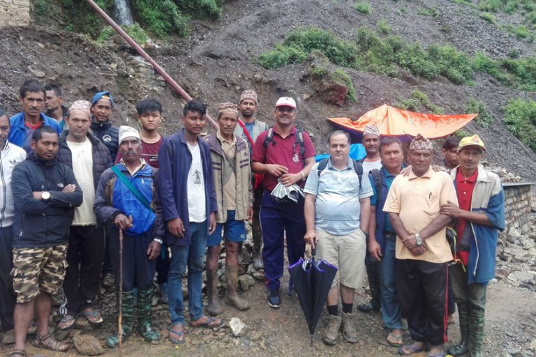 NRCS met het Arnakot Water User Committee NRCS met het Arnakot Water User Committee