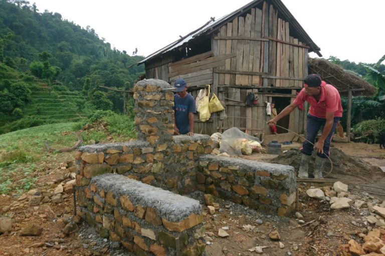 Tapconstructie in Kiratikhola Tapconstructie in Kiratikhola