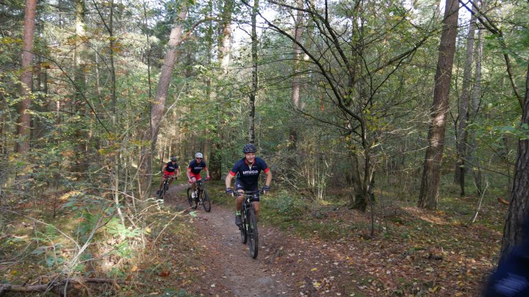 Mountainbike Sponsorrit Unica Foundation